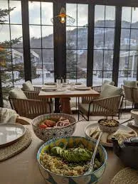 RICH HOTEL